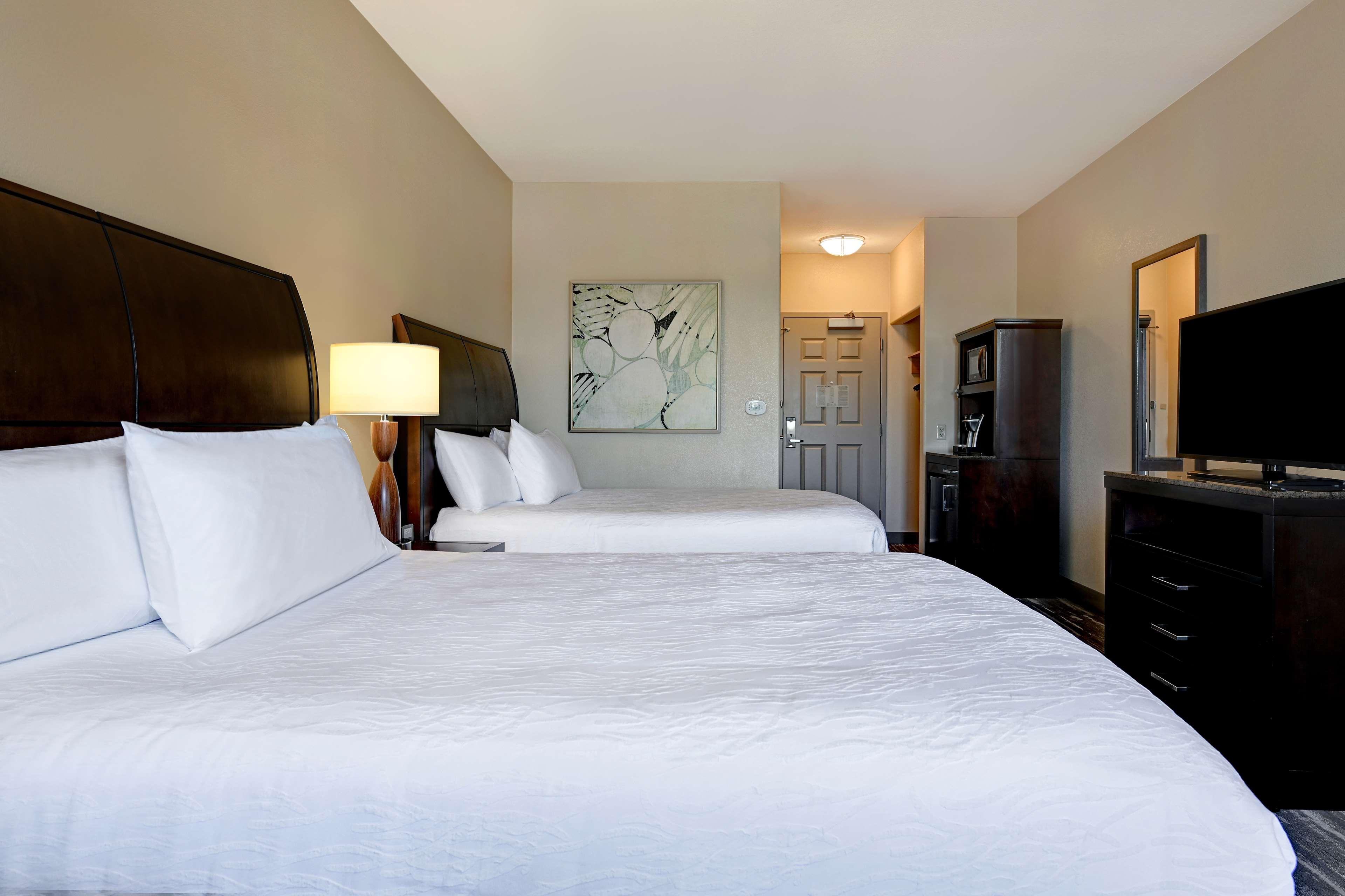Hilton Garden Inn Сан-Бернардино Экстерьер фото