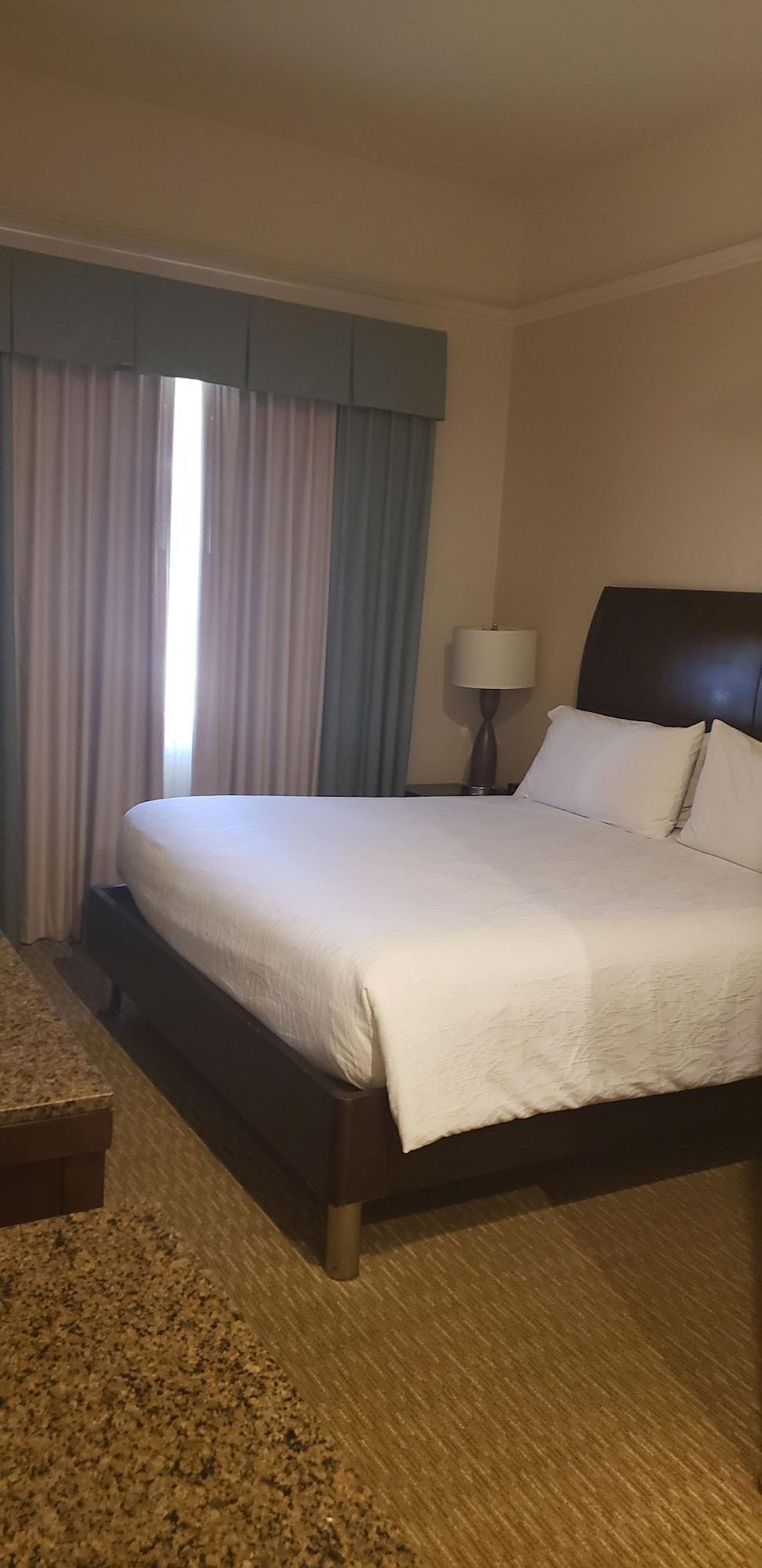 Hilton Garden Inn Сан-Бернардино Экстерьер фото